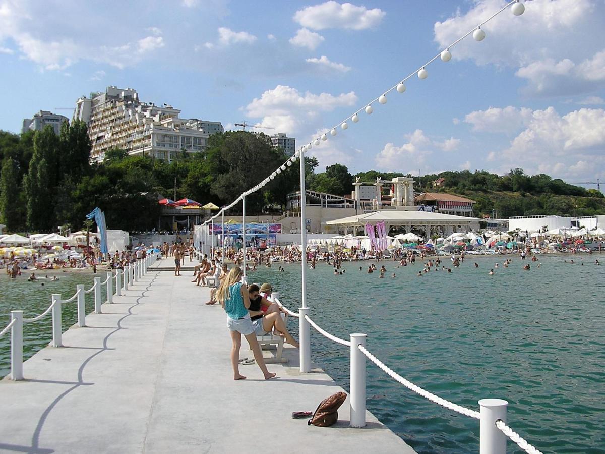 Квартира у моря Аркадия в 48 жемчужине Одеса Екстер'єр фото